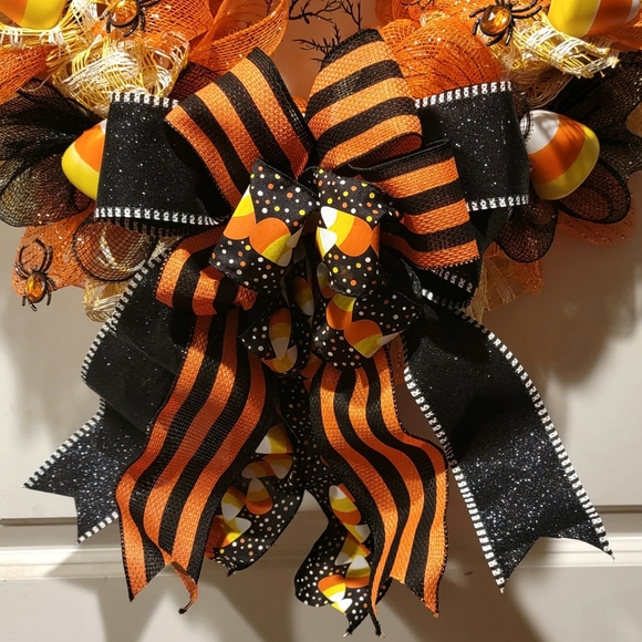 Halloween Candy Corn Pumpkin Wreath Spiders Deco Mesh Bows - Picture 8 of 9